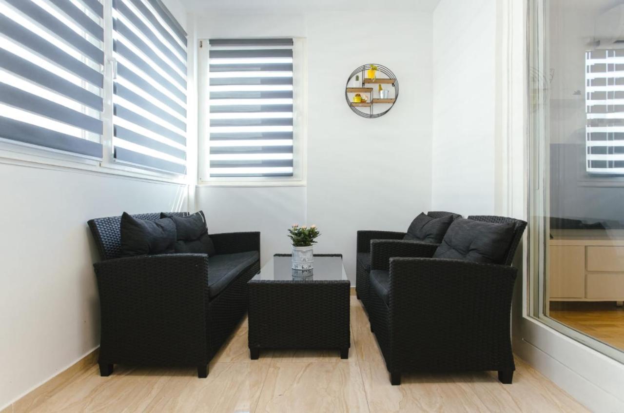 אומיס Apartment Bozic מראה חיצוני תמונה